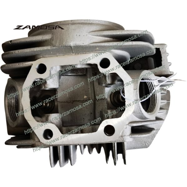 Wholesale Motorcycle Engine Spare Parts C 125 54MM 125CC C125 Motorcycle Cylinder Head for Honda