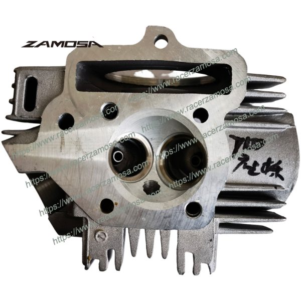 Wholesale Motorcycle Engine Spare Parts C 125 54MM 125CC C125 Motorcycle Cylinder Head for Honda